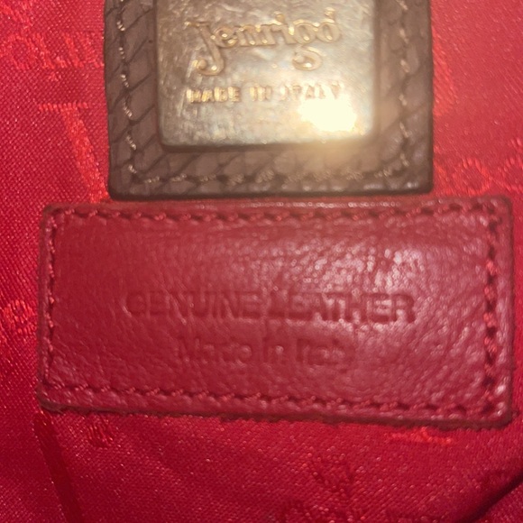 Jenringo - Picture 2 of 6